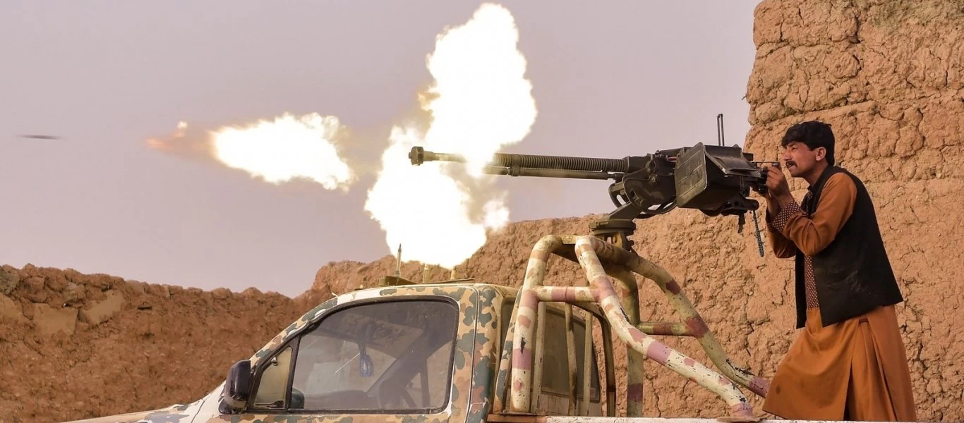 Οι Ταλιμπάν στα 20 χλμ. από Καμπούλ - Τους βομβάρδισαν οι πανικόβλητοι Αμερικανοί που τρέχουν για να σωθούν!